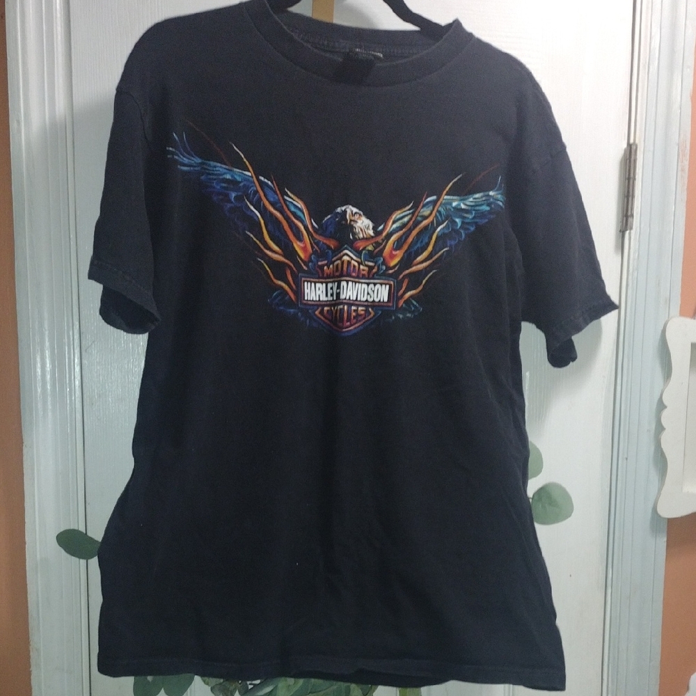 Vintage Harley-Davidson Black Tee with Vibrant Graphic
